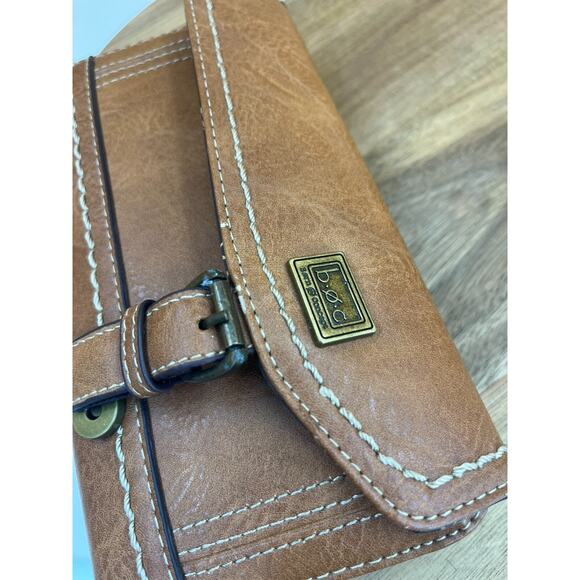 b.o.c Born Concept Clutch Wallet dark tan Faux Leather Snap NWT - Picture 13 of 16